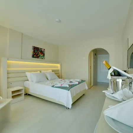 Capre Mare Szálloda 3*