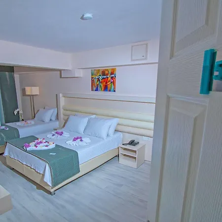 Capre Mare 3*